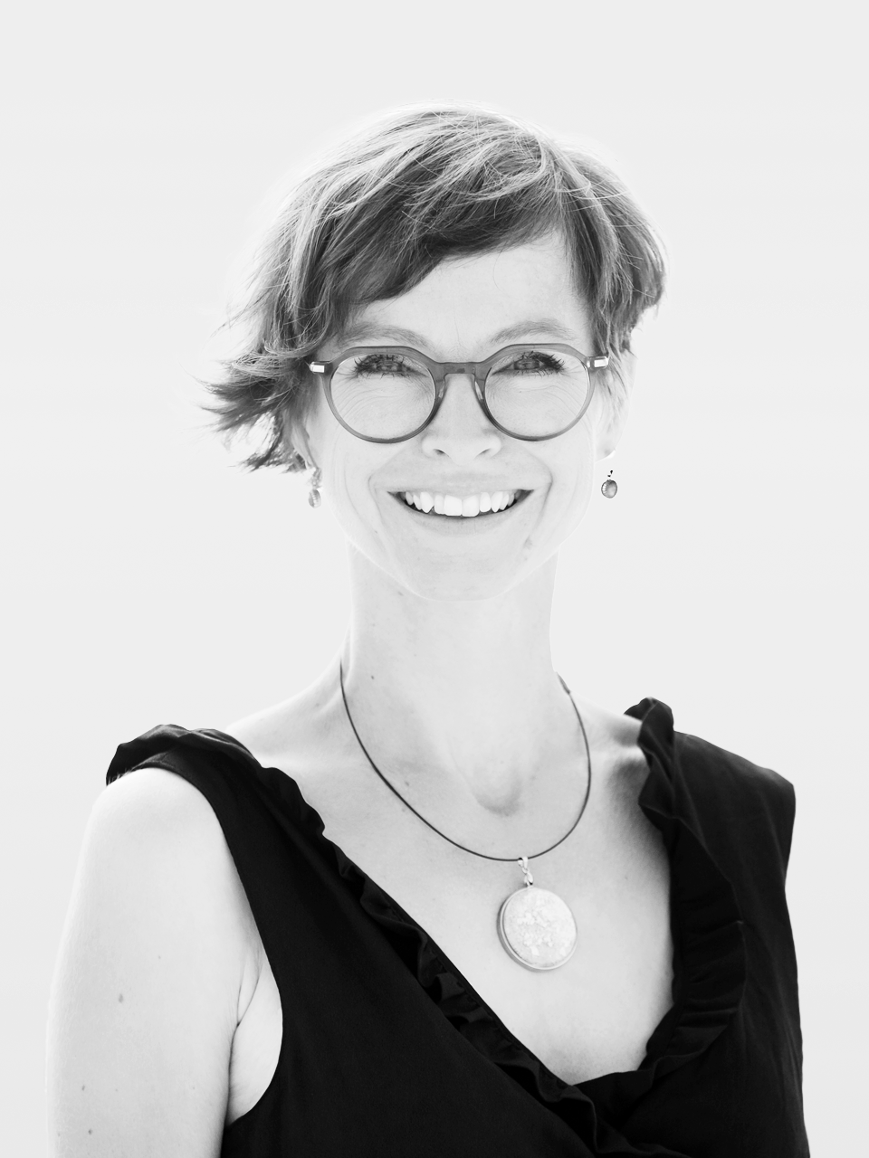 Dr. Kerstin Mayhack Dr. Kerstin Mayhack